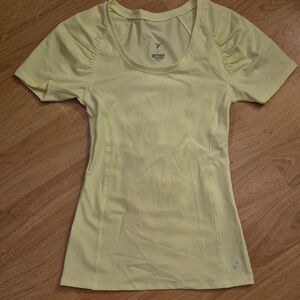 Old Navy Yellow Short-Sleeve Active Tee